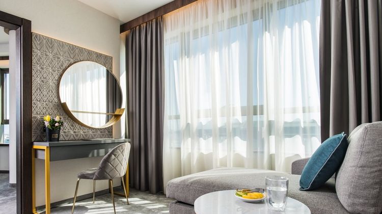 Rosslyn Central Park Hotel Suite