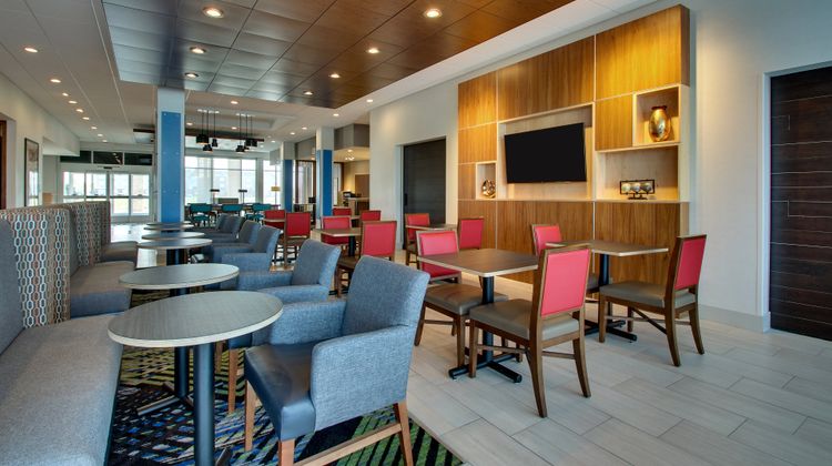 Holiday Inn Express Hotel & Suites-Troy Restaurant