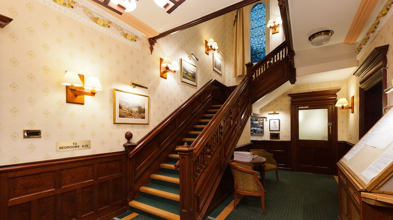 <b>Windermere Manor Lobby</b>. Images powered by <a href="https://www.leonardoworldwide.com/" title="Leonardo Worldwide" target="_blank">Leonardo</a>.