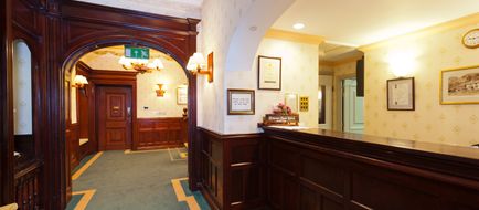 Windermere Manor Lobby