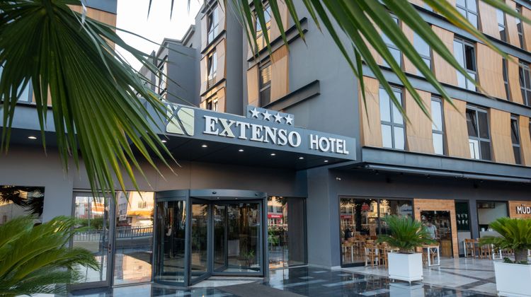Extenso Hotel Exterior