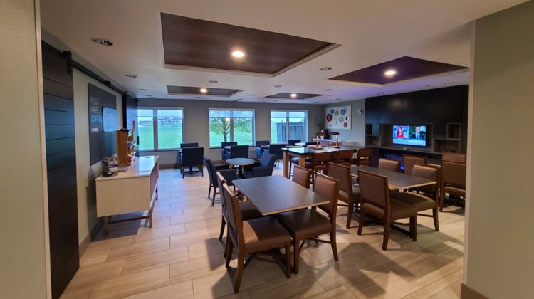 Holiday Inn Express Sheldon Restaurant
