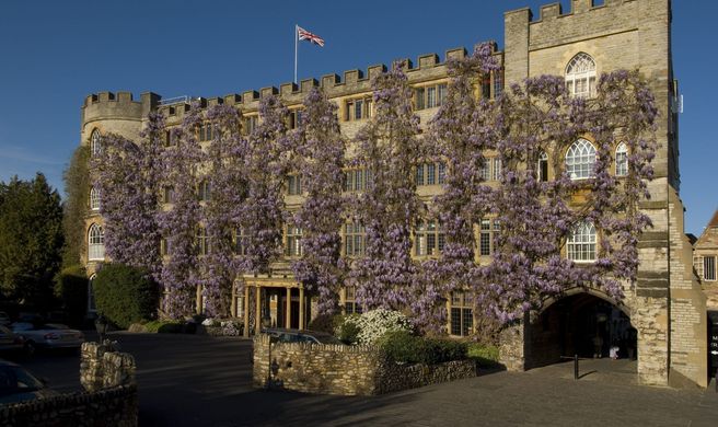 Castle Hotel Exterior