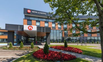 Hotel & Suites Normandin Lev