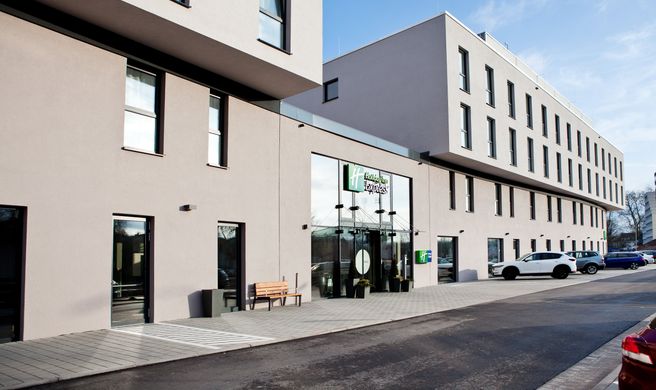 Holiday Inn Express Trier Exterior
