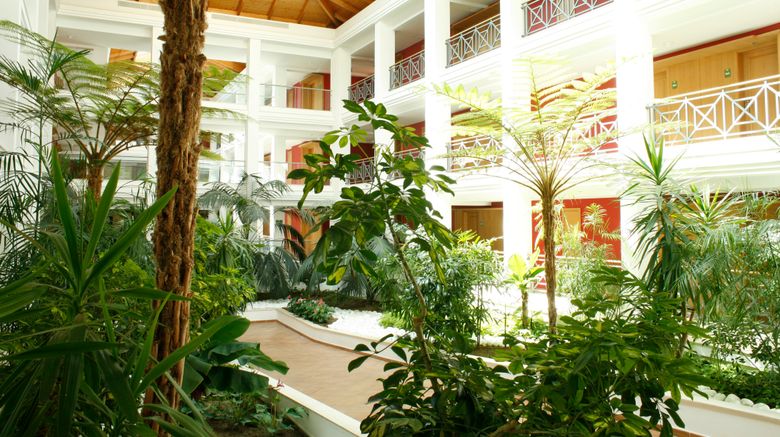 <b>Hotel Quinta da Marinha Resort Lobby</b>. Images powered by <a href="https://www.leonardoworldwide.com/" title="Leonardo Worldwide" target="_blank">Leonardo</a>.