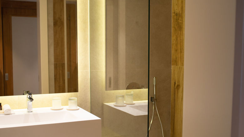 <b>Hotel Quinta da Marinha Resort Room</b>. Images powered by <a href="https://www.leonardoworldwide.com/" title="Leonardo Worldwide" target="_blank">Leonardo</a>.