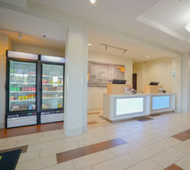 Holiday Inn Express & Suites Ontario Lobby