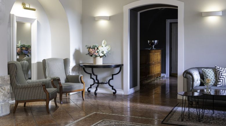<b>Hotel Leopolis Lobby</b>. Images powered by <a href="https://www.leonardoworldwide.com/" title="Leonardo Worldwide" target="_blank">Leonardo</a>.