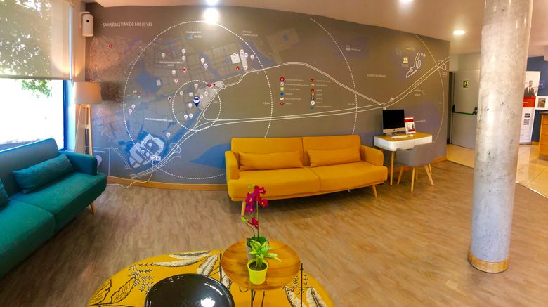 <b>Holiday Inn Express San Sebastian Reyes Lobby</b>. Images powered by <a href="https://www.leonardoworldwide.com/" title="Leonardo Worldwide" target="_blank">Leonardo</a>.