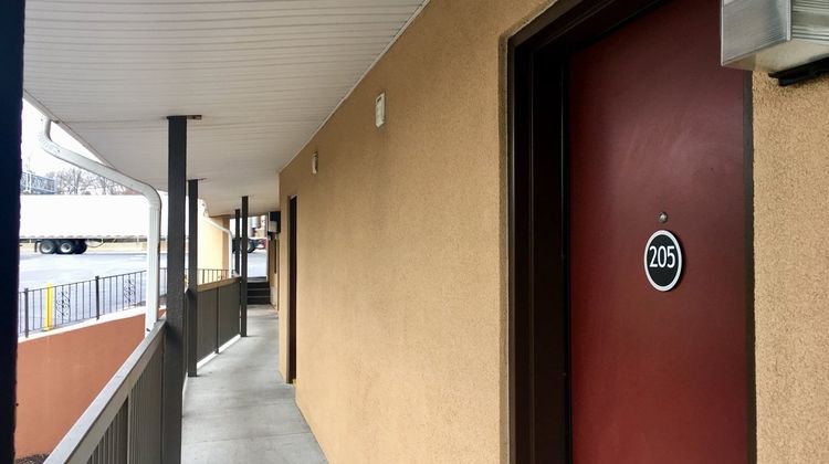 Red Carpet Inn Brunswick Exterior