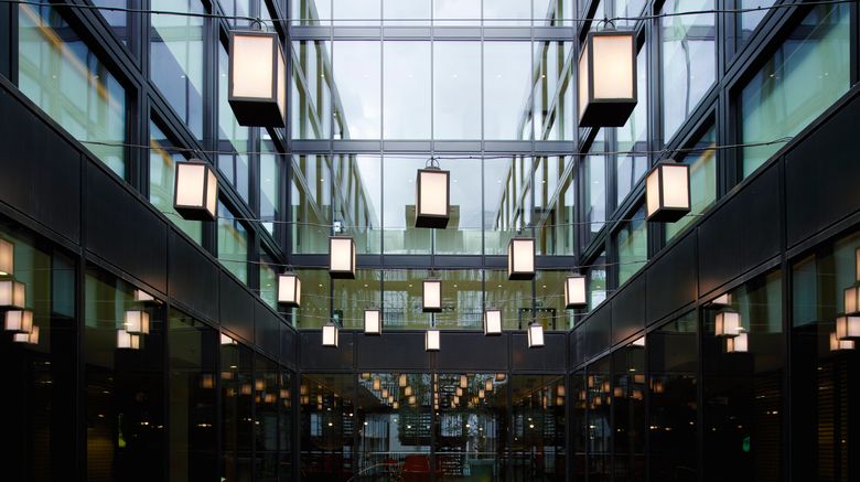 <b>citizenM London Bankside Exterior</b>. Images powered by <a href="https://leonardo.com/" title="Leonardo Worldwide" target="_blank">Leonardo</a>.