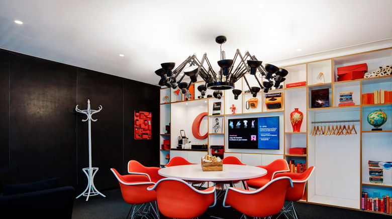 <b>citizenM London Bankside Meeting</b>. Images powered by <a href="https://leonardo.com/" title="Leonardo Worldwide" target="_blank">Leonardo</a>.