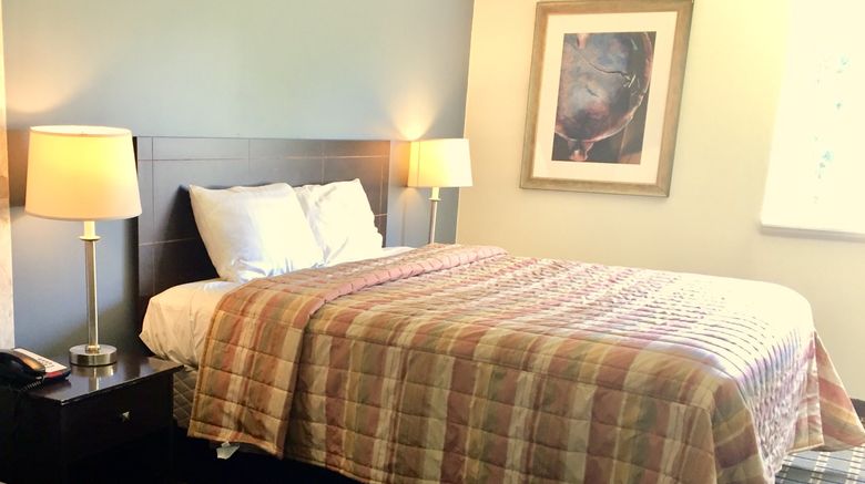 <b>Red Carpet Inn Mount Holly Room</b>. Images powered by <a href="https://www.leonardoworldwide.com/" title="Leonardo Worldwide" target="_blank">Leonardo</a>.