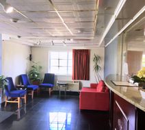 Red Carpet Inn Mount Holly Lobby