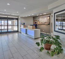 Holiday Inn Express Lobby
