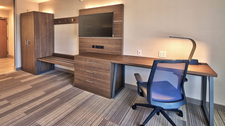 <b>Holiday Inn Express Room</b>. Images powered by <a href="https://www.leonardoworldwide.com/" title="Leonardo Worldwide" target="_blank">Leonardo</a>.