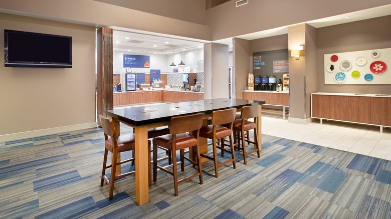 <b>Holiday Inn Express & Suites Airport Restaurant</b>. Images powered by <a href="https://www.leonardoworldwide.com/" title="Leonardo Worldwide" target="_blank">Leonardo</a>.