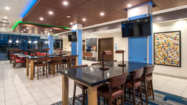 <b>Holiday Inn Express & Stes Happy Valley Lobby</b>. Images powered by <a href="https://www.leonardoworldwide.com/" title="Leonardo Worldwide" target="_blank">Leonardo</a>.
