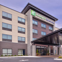 Holiday Inn Express & Suites Olathe West
