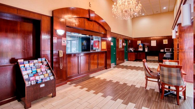 Red Carpet Inn Lobby