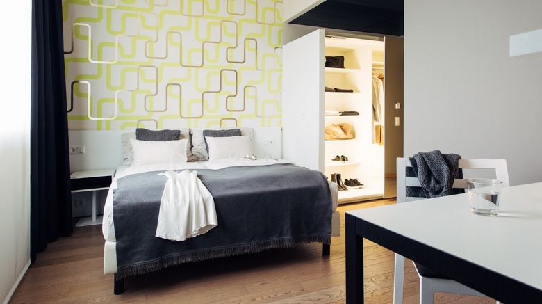<b>Harry's Home Muenchen Room</b>. Images powered by <a href="https://www.leonardoworldwide.com/" title="Leonardo Worldwide" target="_blank">Leonardo</a>.