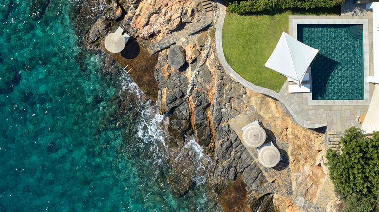 <b>Elounda Peninsula All Suite Hotel Suite</b>. Images powered by <a href="https://www.leonardoworldwide.com/" title="Leonardo Worldwide" target="_blank">Leonardo</a>.