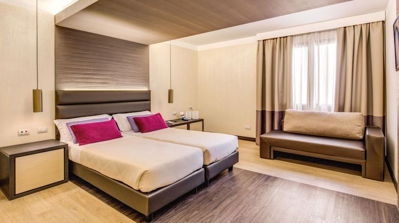 <b>Warmthotel Room</b>. Images powered by <a href="https://www.leonardoworldwide.com/" title="Leonardo Worldwide" target="_blank">Leonardo</a>.