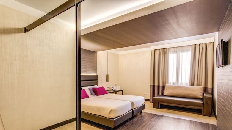 <b>Warmthotel Room</b>. Images powered by <a href="https://www.leonardoworldwide.com/" title="Leonardo Worldwide" target="_blank">Leonardo</a>.