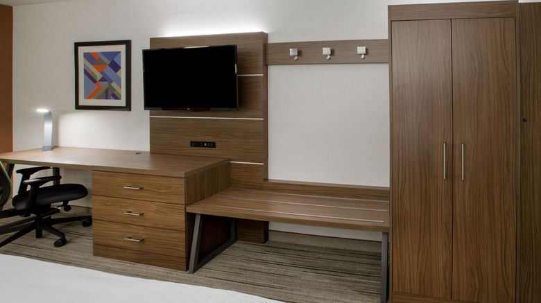 <b>Holiday Inn Express Eunice Room</b>. Images powered by <a href="https://www.leonardoworldwide.com/" title="Leonardo Worldwide" target="_blank">Leonardo</a>.