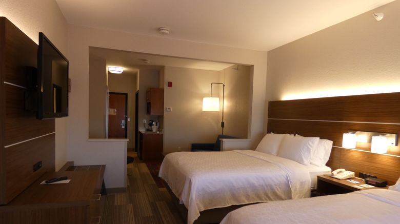 <b>Holiday Inn Express Hotel & Suites Suite</b>. Images powered by <a href="https://www.leonardoworldwide.com/" title="Leonardo Worldwide" target="_blank">Leonardo</a>.