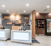 Holiday Inn Express & Suites Westchase Lobby