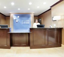 Holiday Inn Express & Suites Georgetown Lobby