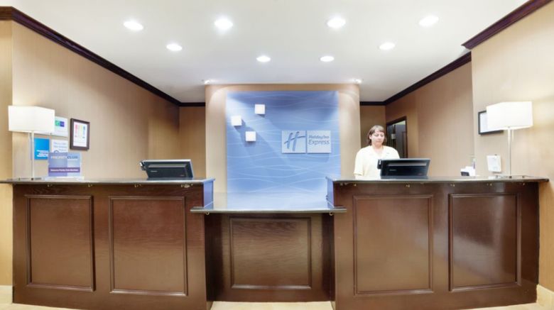 <b>Holiday Inn Express & Suites Georgetown Lobby</b>. Images powered by <a href="https://www.leonardoworldwide.com/" title="Leonardo Worldwide" target="_blank">Leonardo</a>.