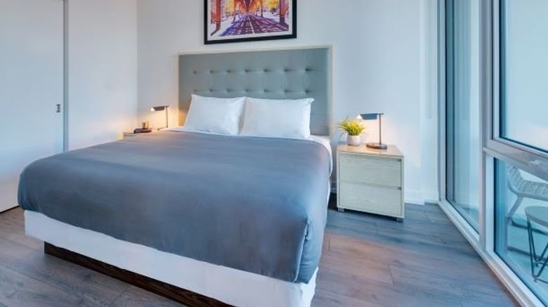 <b>Level Chicago-Old Town Suite</b>. Images powered by <a href="https://www.leonardoworldwide.com/" title="Leonardo Worldwide" target="_blank">Leonardo</a>.