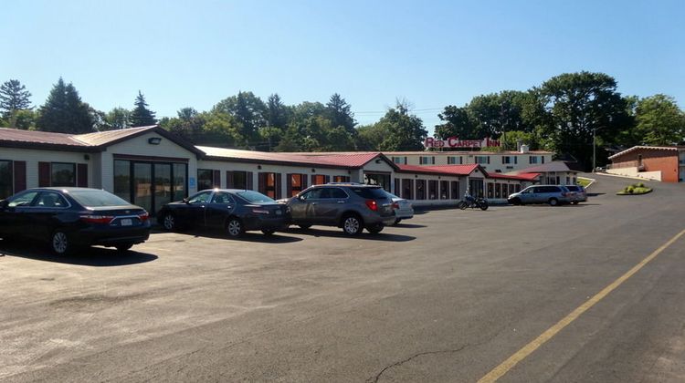 Red Carpet Inn Exterior