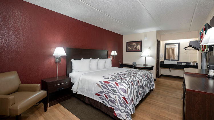 Red Roof Inn Champaign - University Room