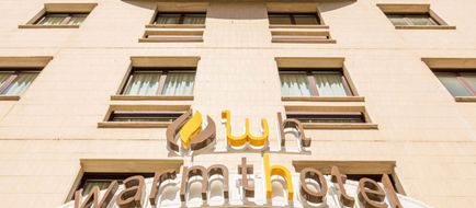 Warmthotel Exterior
