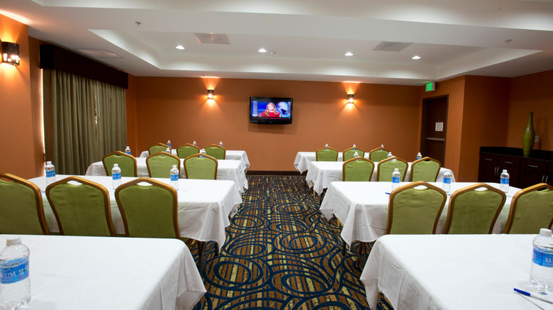 <b>Holiday Inn Express & Suites Morrilton Meeting</b>. Images powered by <a href="https://www.leonardoworldwide.com/" title="Leonardo Worldwide" target="_blank">Leonardo</a>.