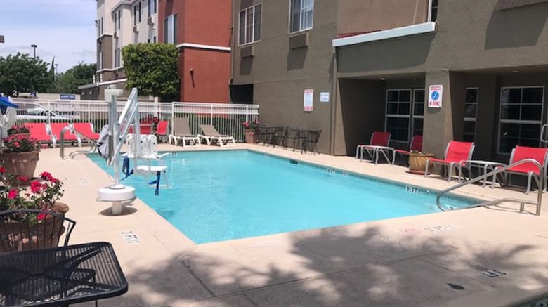<b>Holiday Inn Express Hotel & Suites Pool</b>. Images powered by <a href="https://www.leonardoworldwide.com/" title="Leonardo Worldwide" target="_blank">Leonardo</a>.