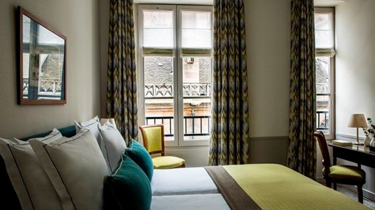 Hotel de la Place du Louvre Room