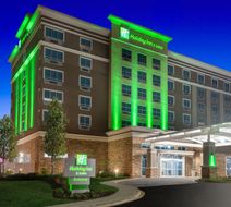 Holiday Inn Suites Germantown Memphis SE Exterior