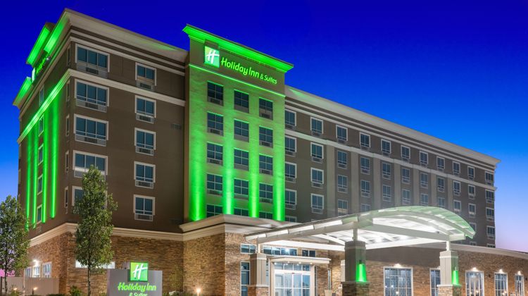 Holiday Inn Suites Germantown Memphis SE Exterior
