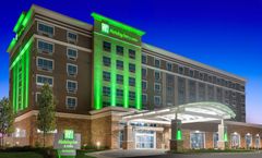 Holiday Inn Suites Germantown Memphis SE