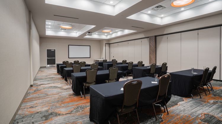 Holiday Inn Suites Germantown Memphis SE Meeting