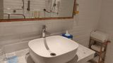 Holiday Inn Express OMR Thoraipakkam Room