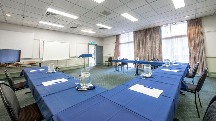 Twin Towers Inn Meeting