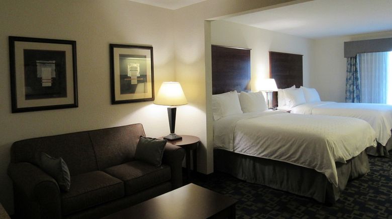 <b>Holiday Inn Express Hotel & Suites Room</b>. Images powered by <a href="https://www.leonardoworldwide.com/" title="Leonardo Worldwide" target="_blank">Leonardo</a>.