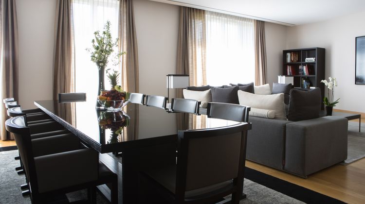 La Reserve Paris Hotel and Spa Restaurant