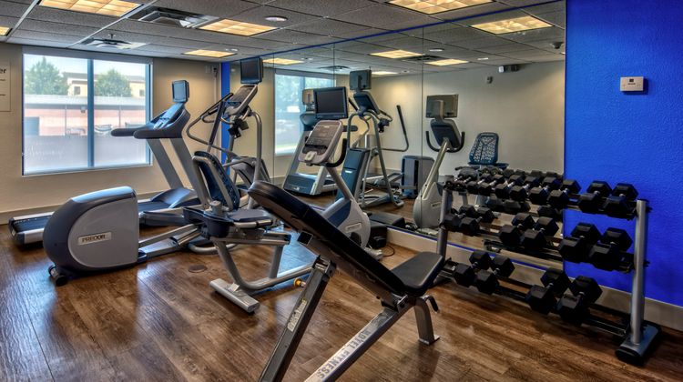 Holiday Inn Express Hotel & Suites Health Club